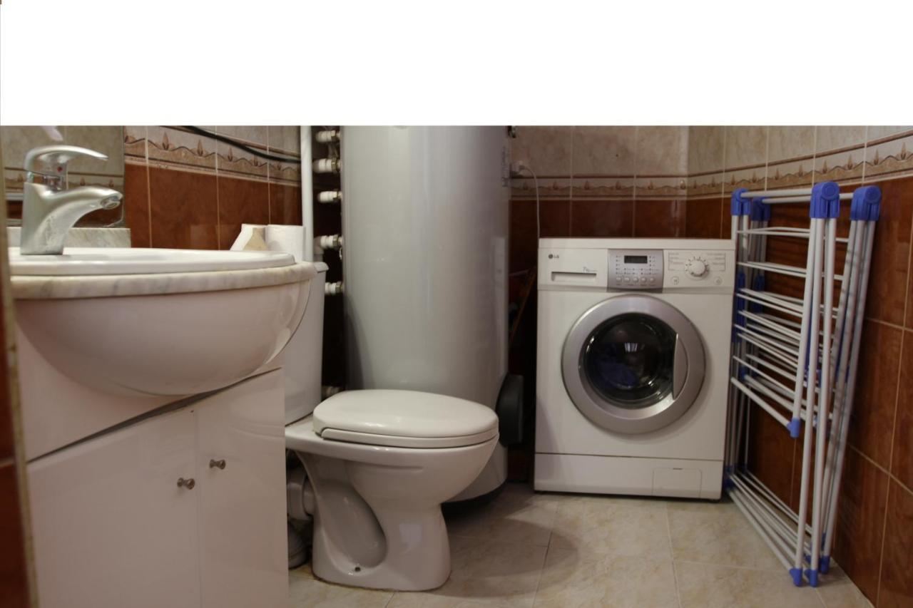 Pigeon Guest House Тбилиси Екстериор снимка