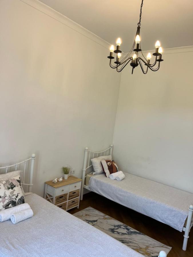 Pigeon Guest House Тбилиси Екстериор снимка
